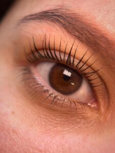 lifting-pestañas-laminado-rosa-núñez-estética (1)